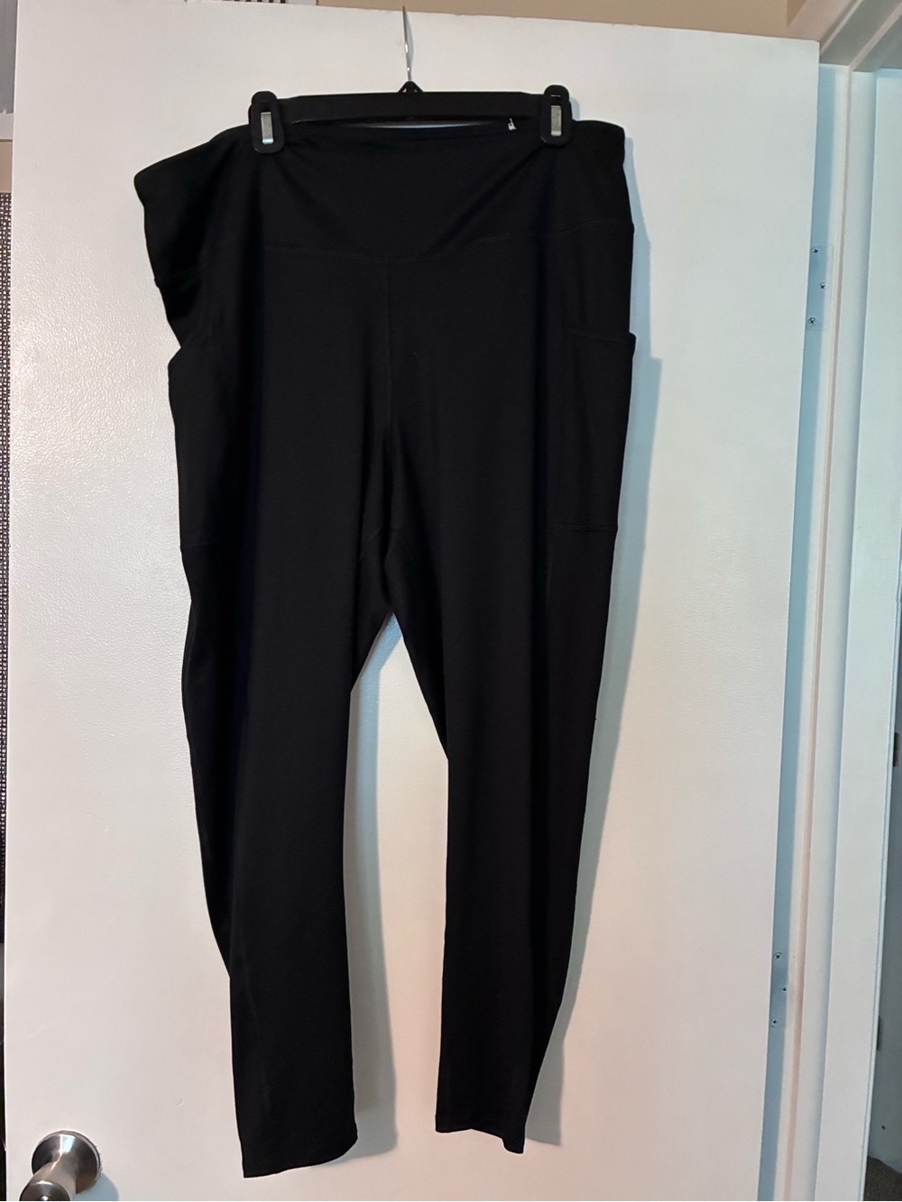 Maurices Black High-Rise Leggings with Side Pockets